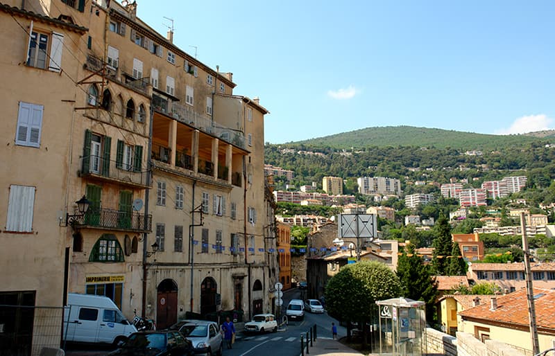 Blick auf Grasse in Cote d'Azur