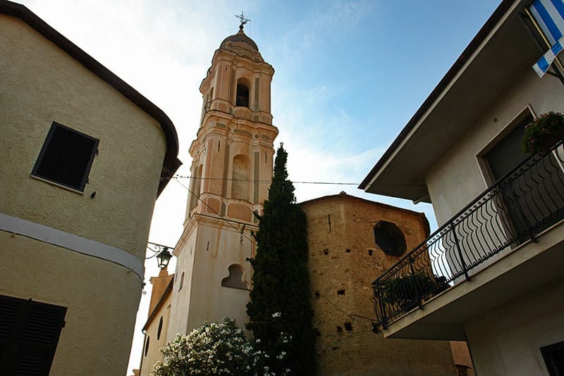 Eine tolle Kirche in Riva Ligure, Ligurien